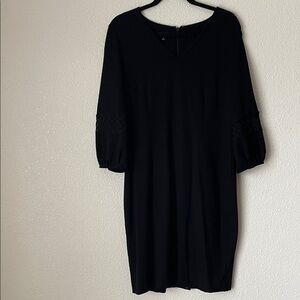 TALBOTS V-NECK PONTE SHEATH little black dress Size 10